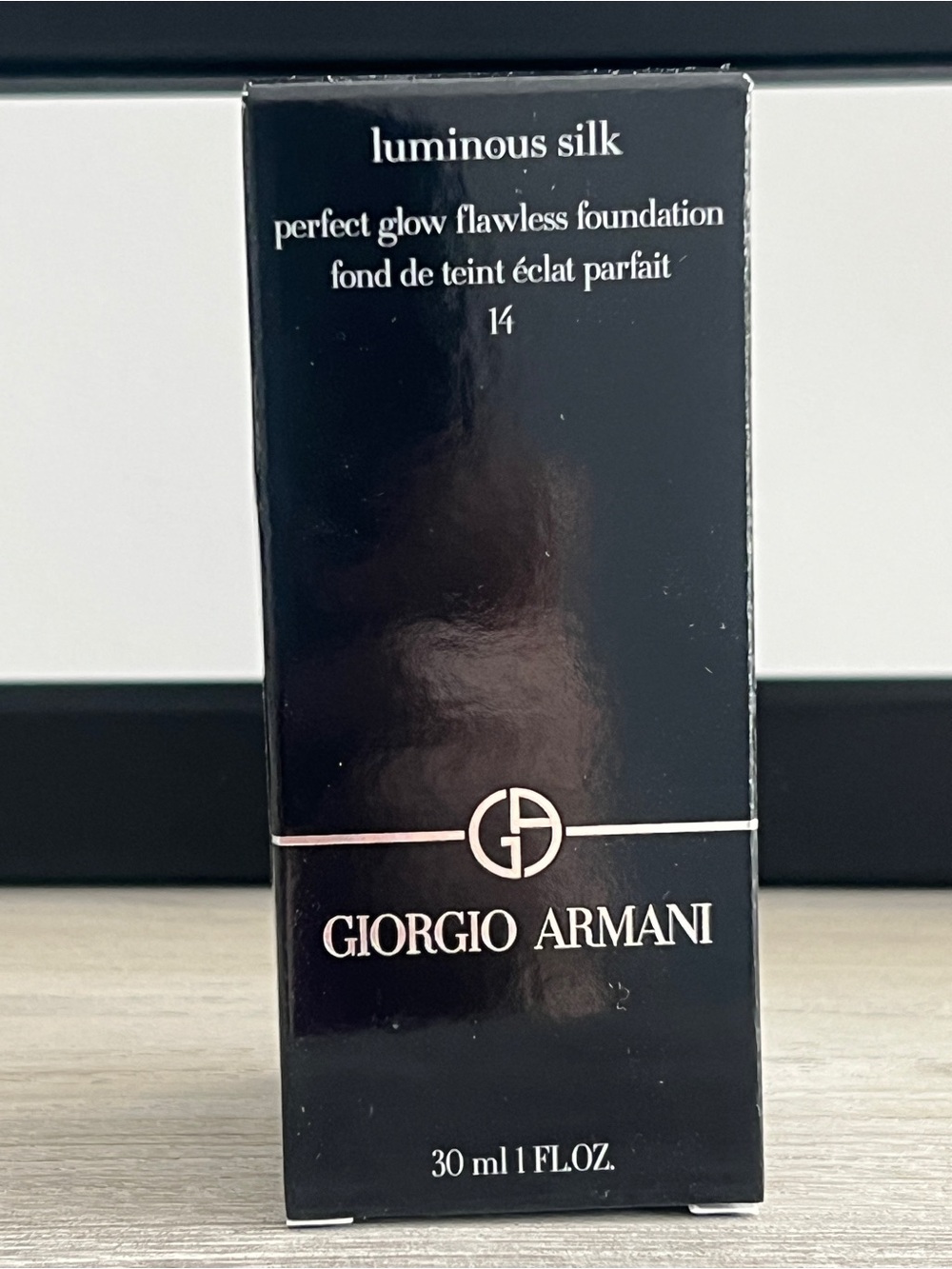 Giorgio Armani Liminous silk foundation- original formula- shade 14